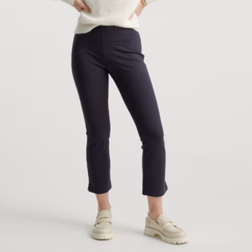 Quince Women's Navy Blue Ultra-Stretch Ponte Pants Kick Flare sz M 24" NWT